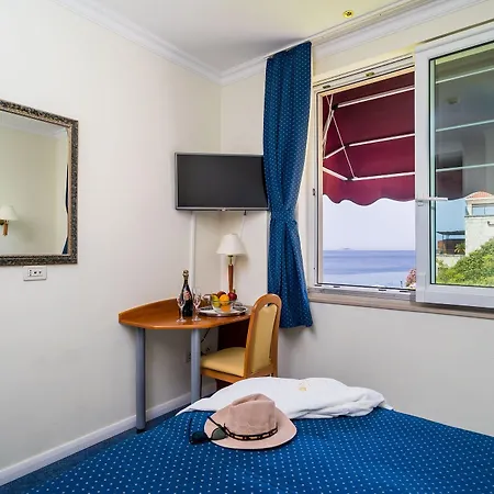 Boutique & Wolff Hotell