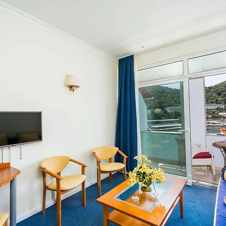 Boutique&beach Wolff Hotel 4*