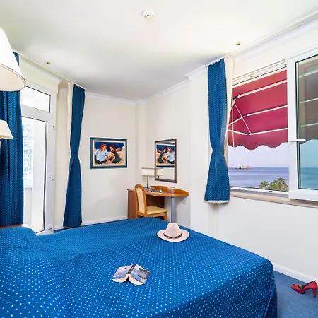 Boutique & Wolff دوبروفينك