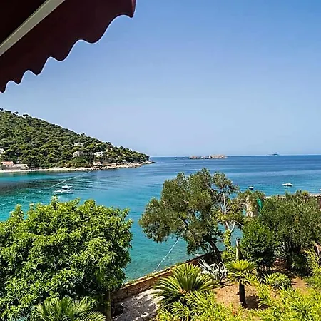 فندق Boutique & Wolff 4*
